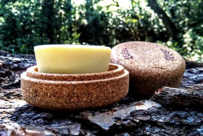 Baume naturel à la cire d'abeille